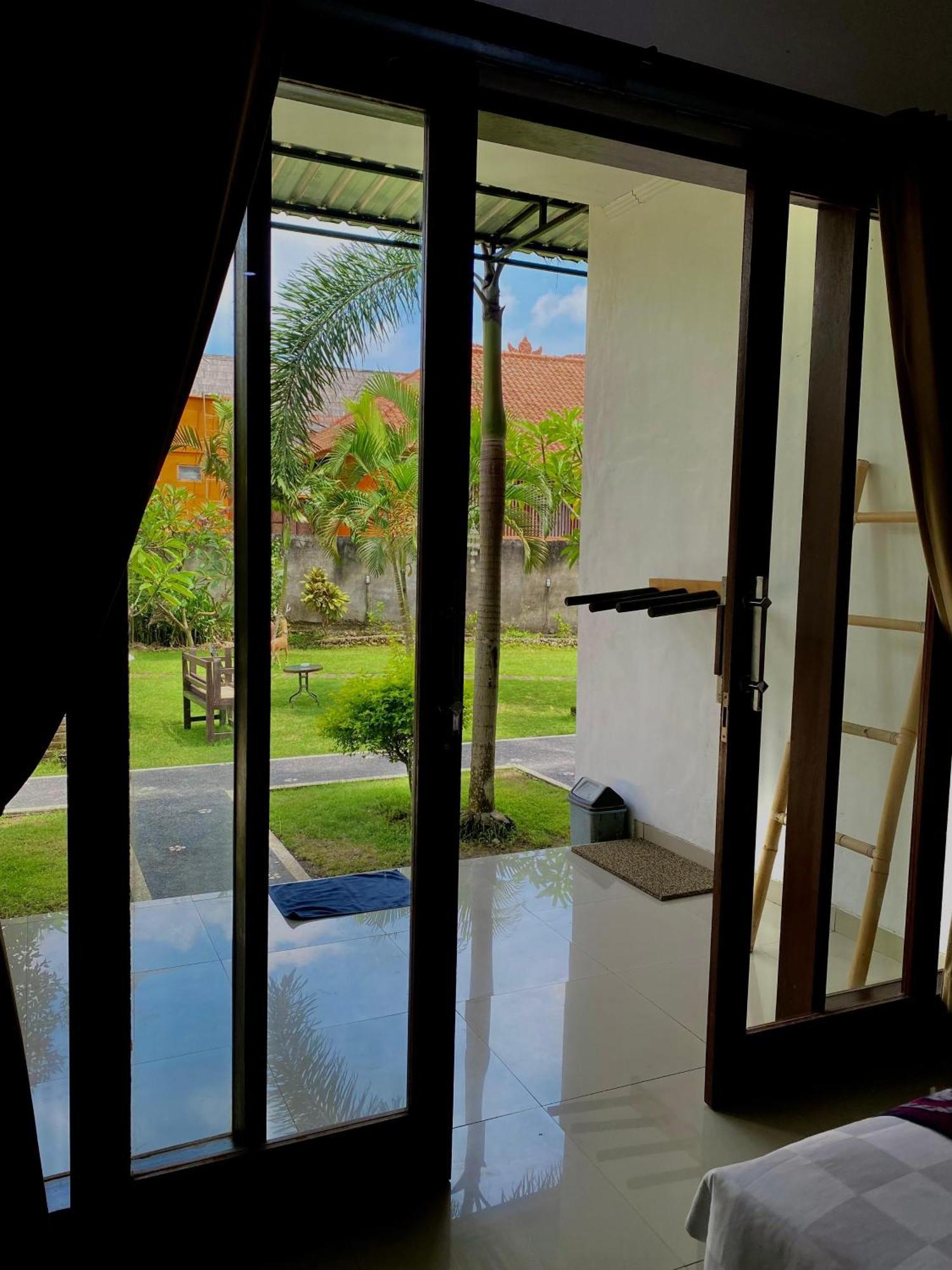Padang-padang Sari Uluwatu