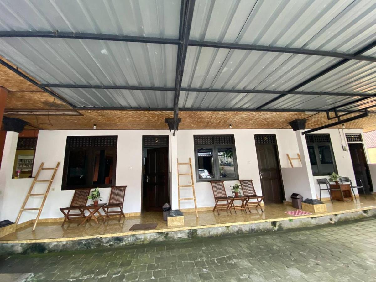 Padang-padang Sari Uluwatu